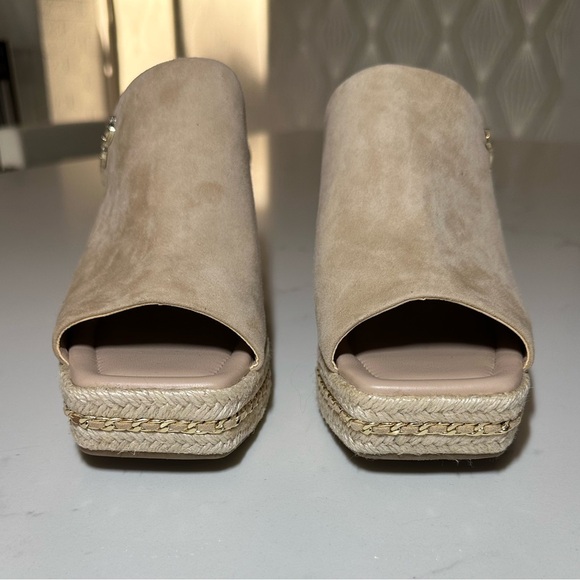 Karl Lagerfeld | ‘Corissa’ Wedge Sandal - Picture 6 of 10